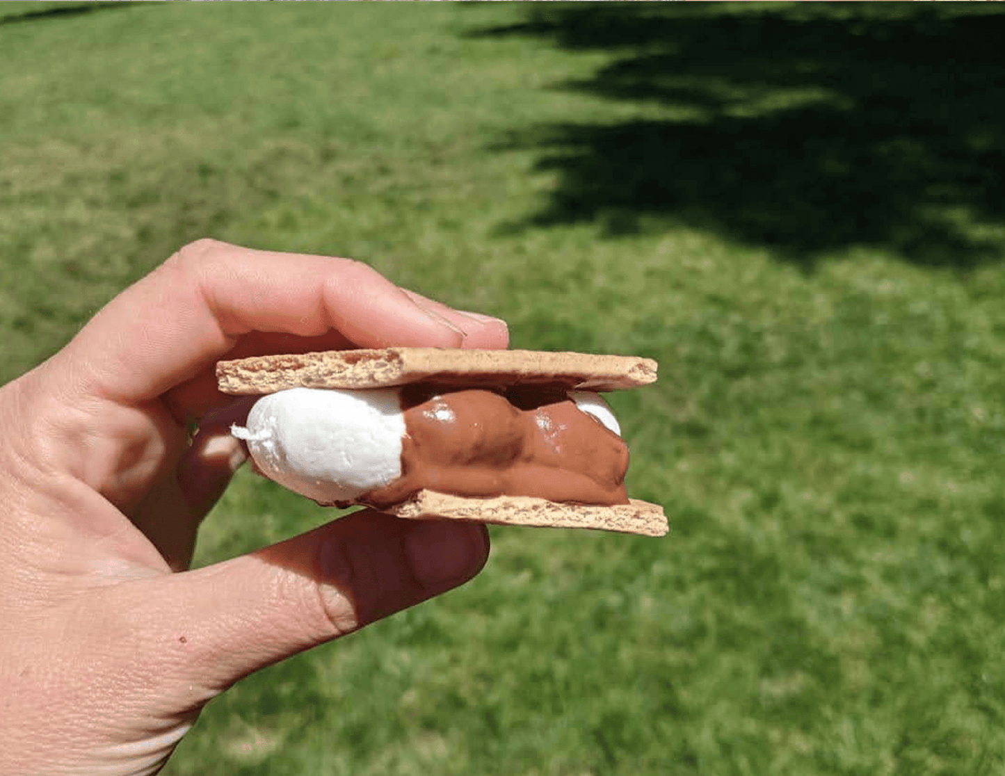 DIY Solar Oven, Make S'mores - 2 Paper Sisters